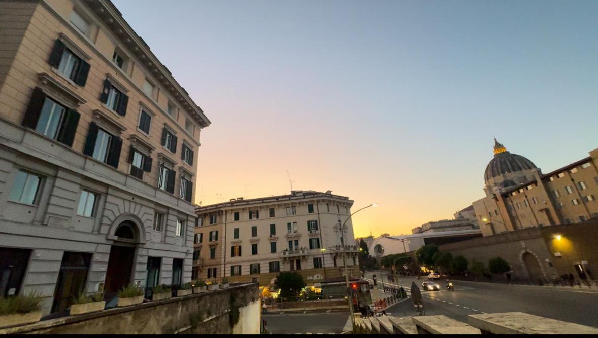 Le Colonne Di San Pietro Villa Roma Esterno foto